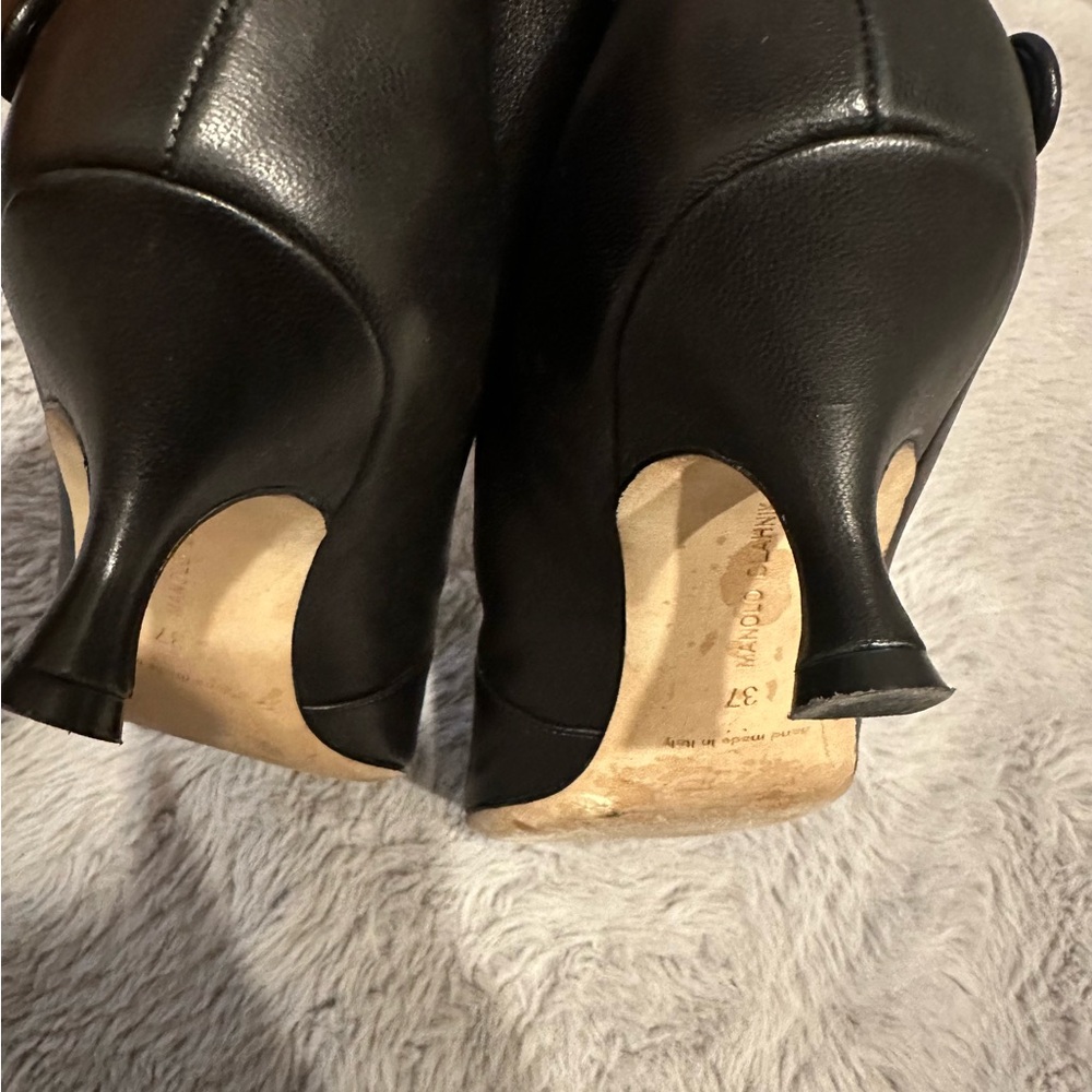 Manolo Blahnik Diaz lambskin leather black short ankle boots size 37 or US 7 - Picture 5 of 9